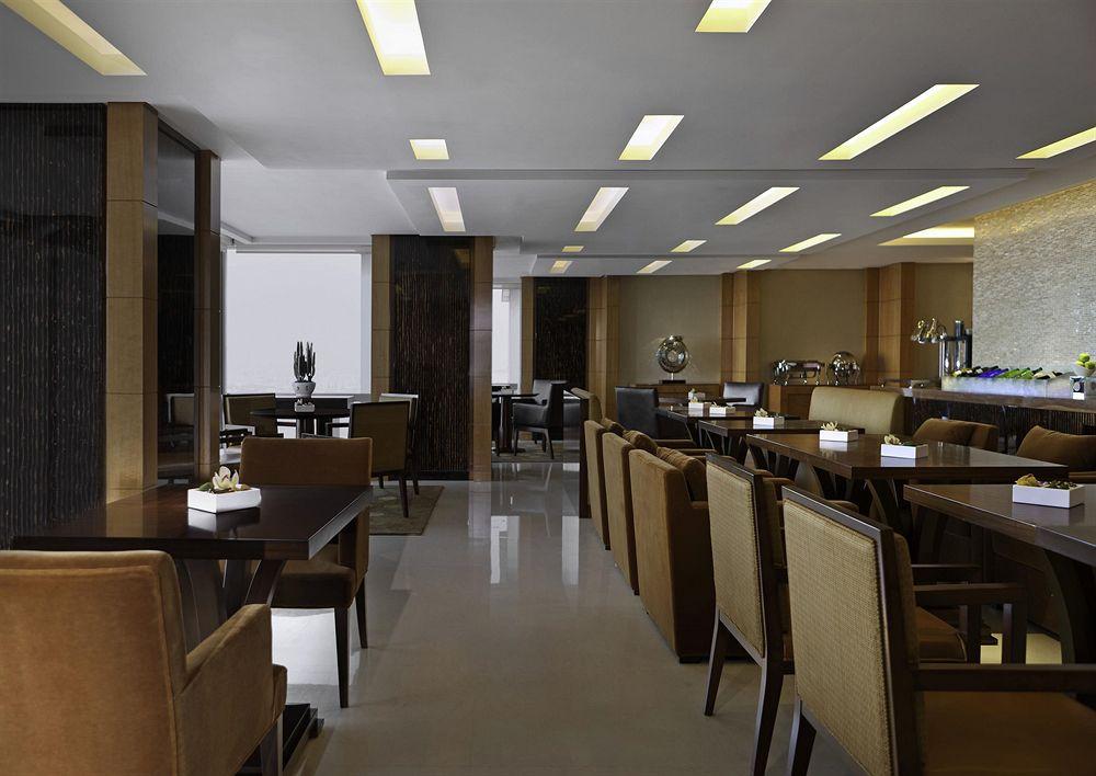 The Westin Nanjing Xuanwu Lake מראה חיצוני תמונה