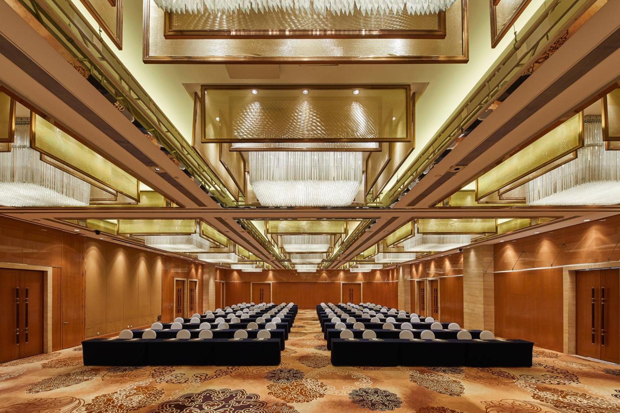 The Westin Nanjing Xuanwu Lake מראה חיצוני תמונה