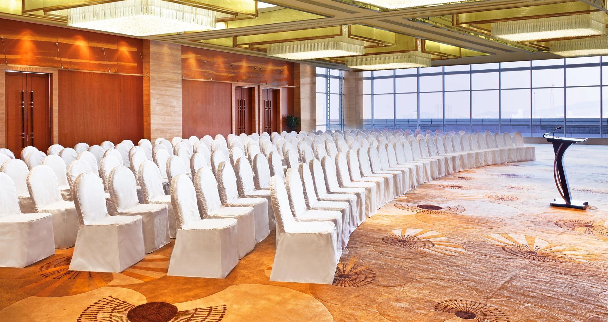 The Westin Nanjing Xuanwu Lake מראה חיצוני תמונה