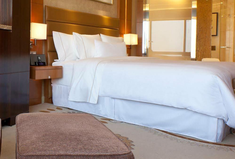 The Westin Nanjing Xuanwu Lake מראה חיצוני תמונה